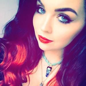 Meet your Posher, Abbie